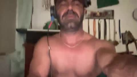 Snapshot of rodrigo232426 chatting on 10.31.25 rodrigo232426 online show from 10.31.25