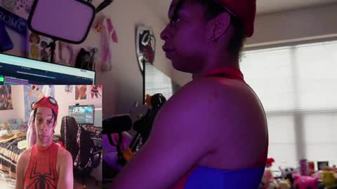 Snapshot of roelliitheecchi chatting on 05.11.26 Roellii Pinky online show from 05.11.26