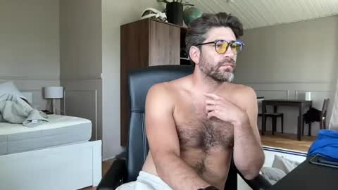 Roger Sterling online show from 07.23.26