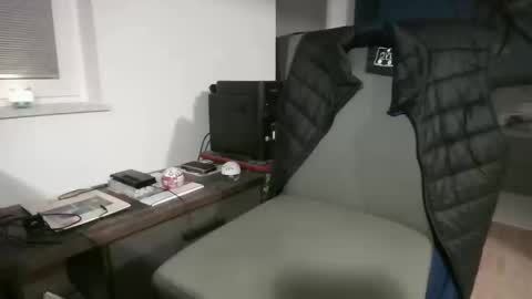 rolandloser1000 online show from 10.18.25