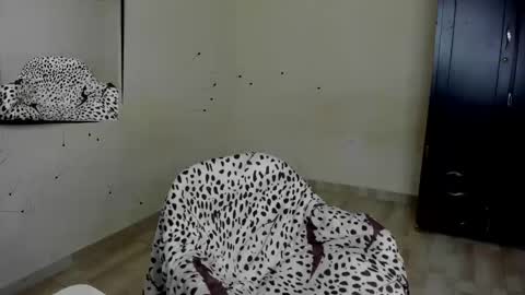 rolling_05 online show from 01.19.26