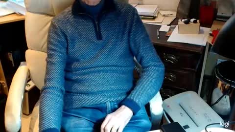 Snapshot of rolydawe chatting on 02.26.26 rolydawe online show from 02.26.26