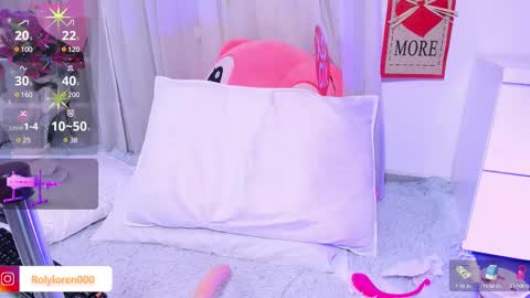 Snapshot of rolyloren chatting on 02.10.25 Marcela online show from 02.10.25