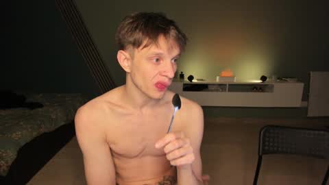 Snapshot of romeo_mercy chatting on 12.12.24 Romeo online show from 12.12.24