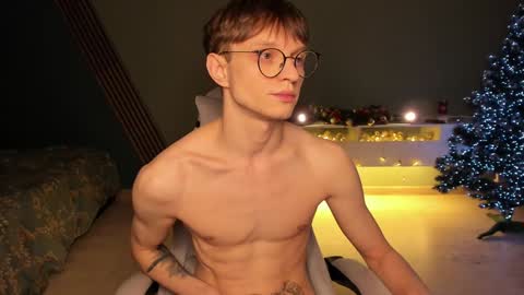 Snapshot of romeo_mercy chatting on 12.29.24 Romeo online show from 12.29.24