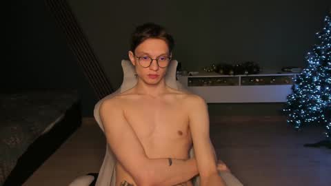 Snapshot of romeo_mercy chatting on 01.09.25 Romeo online show from 01.09.25