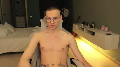 Snapshot of romeo_mercy chatting on 02.08.25 Romeo online show from 02.08.25