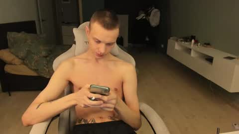 Snapshot of romeo_mercy chatting on 02.25.25 Romeo online show from 02.25.25