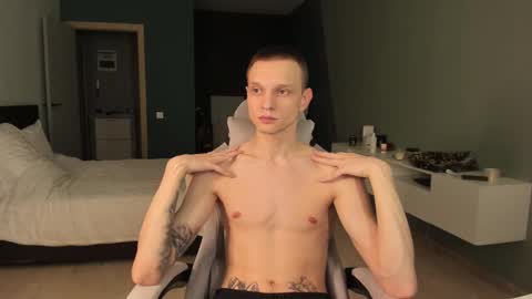 Snapshot of romeo_mercy chatting on 03.04.25 Romeo online show from 03.04.25