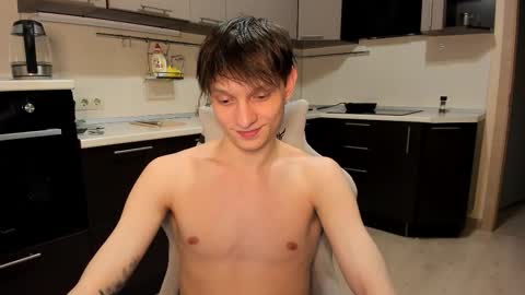 Snapshot of romeo_mercy chatting on 10.15.25 Romeo online show from 10.15.25