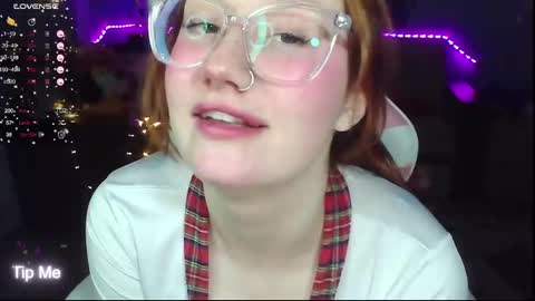 Snapshot of roniya_v chatting on 12.20.24 Spicy lady Kristy online show from 12.20.24