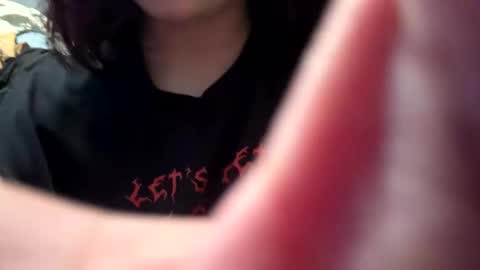 Snapshot of roozzzof chatting on 02.07.25 rooz online show from 02.07.25