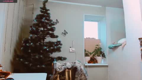 Snapshot of rosa843850 chatting on 12.25.24 rosa843850 online show from 12.25.24