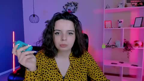 rosa_melt online show from 05.06.26
