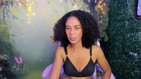 Snapshot of rosa_skinny chatting on 05.09.26 rosa online show from 05.09.26