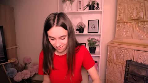 Snapshot of rosalais_ chatting on 05.05.26 Rose online show from 05.05.26
