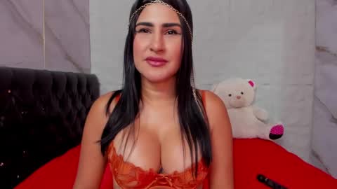 ROSALIA insta rosalia 10hoot online show from 04.27.26