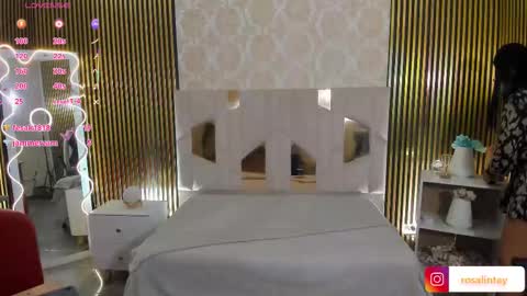 Snapshot of rosalind_tay chatting on 10.05.25 ROSALIN online show from 10.05.25