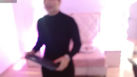 Snapshot of rosalind_tay chatting on 02.22.26 ROSALIN online show from 02.22.26