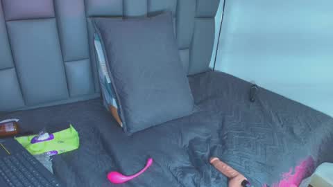 Snapshot of rosana_gomez chatting on 10.04.25 rosana_gomez online show from 10.04.25