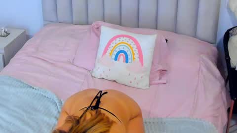 Snapshot of rosarojaa chatting on 04.25.26 rosarojaa online show from 04.25.26