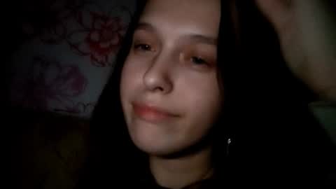 Snapshot of roseannehensle chatting on 11.29.25 Sophie online show from 11.29.25