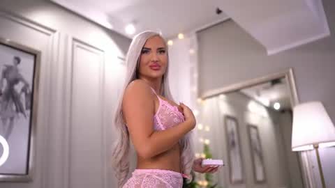 Dolly online show from 07.01.26