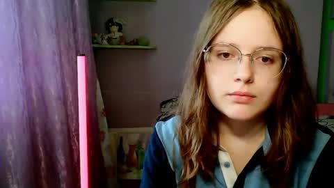 Snapshot of roseelynn chatting on 07.04.26 roseelynn online show from 07.04.26