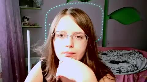 Snapshot of roseelynn chatting on 07.08.26 roseelynn online show from 07.08.26
