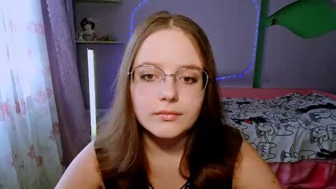 Snapshot of roseelynn chatting on 07.17.26 roseelynn online show from 07.17.26