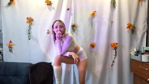 rosejanos online show from 11.28.25