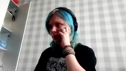 Snapshot of rosellawyles chatting on 07.16.26 Helen online show from 07.16.26