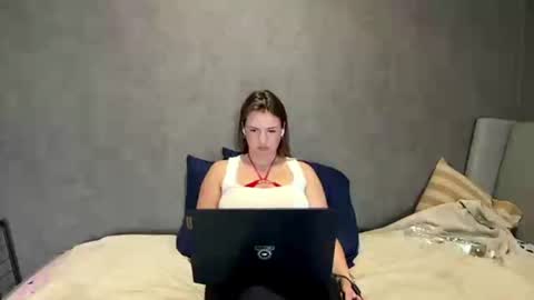 Snapshot of roselleshortey chatting on 07.22.26 roselleshortey online show from 07.22.26