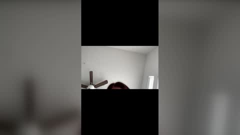 roseyla1 online show from 11.28.25