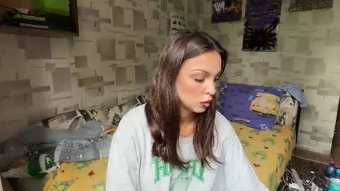 Snapshot of roshelle_xxx chatting on 07.06.26 Roshelle online show from 07.06.26