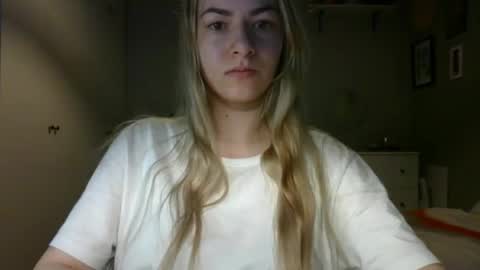 Snapshot of rosie_june chatting on 02.03.26 Rosie online show from 02.03.26