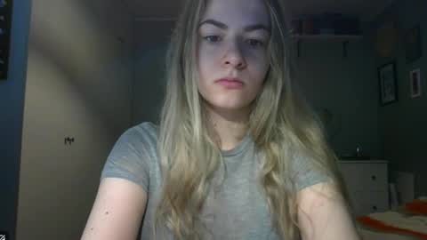 Snapshot of rosie_june chatting on 02.10.26 Rosie online show from 02.10.26