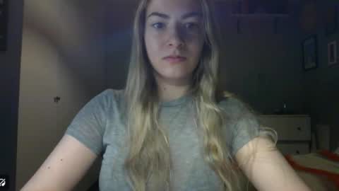 Snapshot of rosie_june chatting on 02.12.26 Rosie online show from 02.12.26