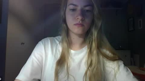 Snapshot of rosie_june chatting on 02.25.26 Rosie online show from 02.25.26