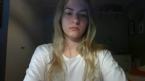 Snapshot of rosie_june chatting on 02.26.26 Rosie online show from 02.26.26