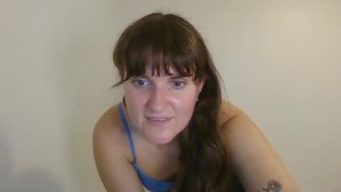 Snapshot of rosie_woods chatting on 09.17.25 rosie_woods online show from 09.17.25