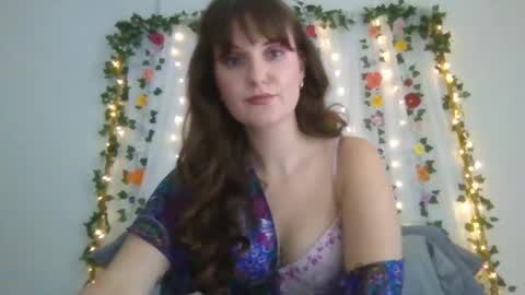 Snapshot of rosie_woods chatting on 09.18.25 rosie_woods online show from 09.18.25