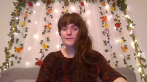 Snapshot of rosie_woods chatting on 10.13.25 rosie_woods online show from 10.13.25