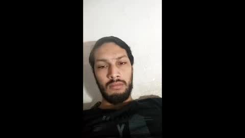 Snapshot of roskof69 chatting on 01.05.25 Ribuu online show from 01.05.25