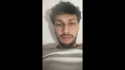 Snapshot of roskof69 chatting on 02.04.25 Ribuu online show from 02.04.25