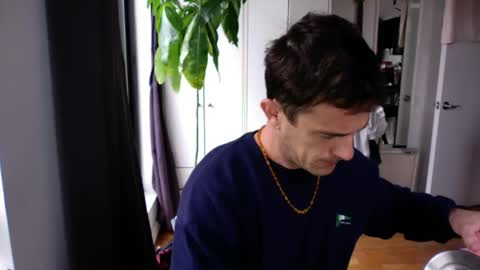 RossCollab online show from 11.12.25