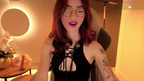 Snapshot of rosse_98_ chatting on 02.03.26 Miss Rosse online show from 02.03.26