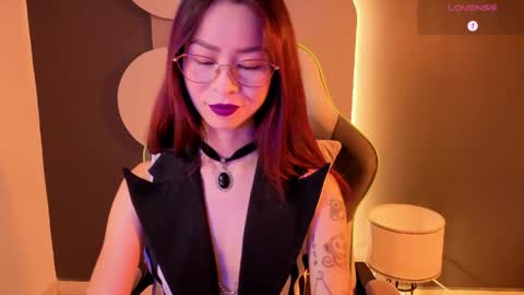 Snapshot of rosse_98_ chatting on 05.13.26 Miss Rosse online show from 05.13.26