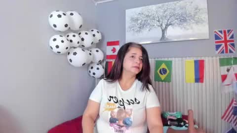 Snapshot of rosse_milf1 chatting on 07.13.26 rosse_milf1 online show from 07.13.26