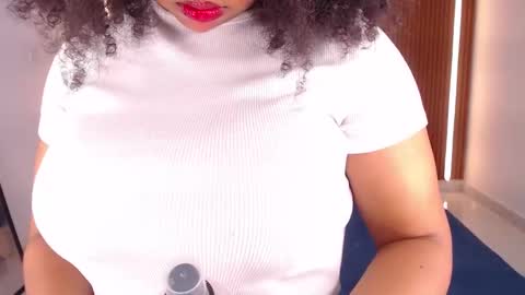 Rossi Hill online show from 02.14.26